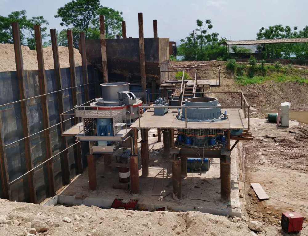 江西九江德威克(河南)机械承建的石料线生产现场